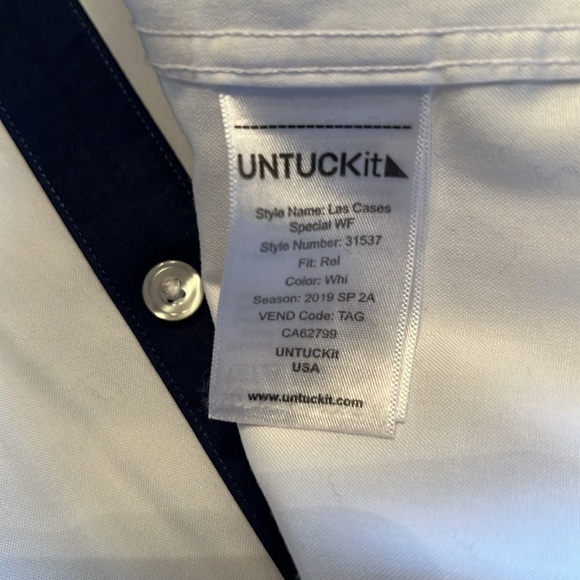 Men’s UNTUCKit Shirt - Picture 4 of 5